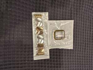 Retro Oval Link Apple Watch Band and Gold Face Frame Cover Case Set